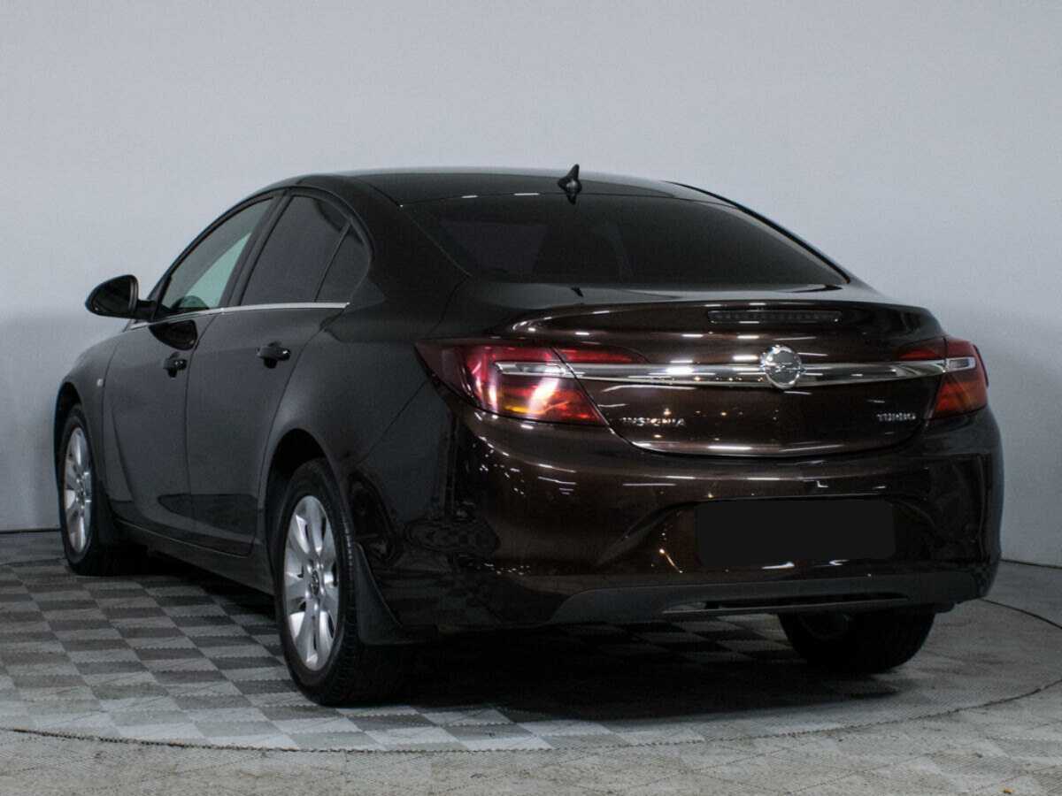 Opel Insignia с пробегом — 2014 год. Фото: #6