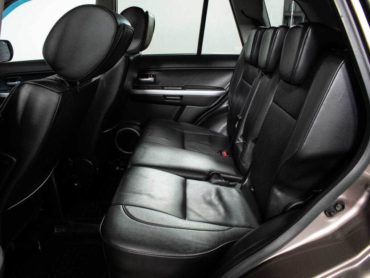 Suzuki Grand Vitara с пробегом — 2014 год. Фото: #4