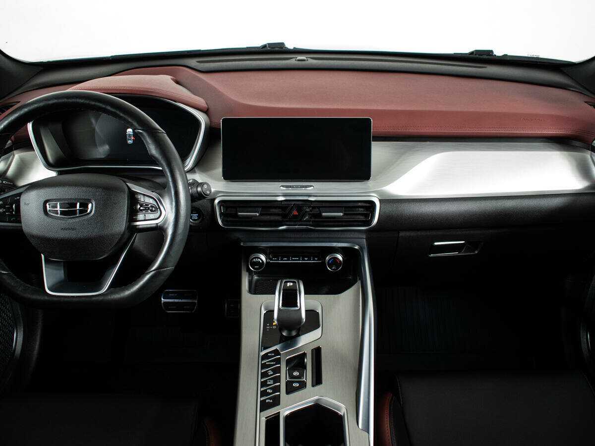 Geely Coolray с пробегом — 2021 год. Фото: #11