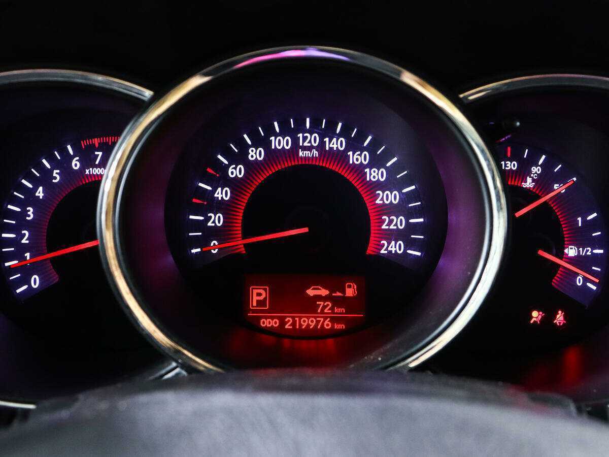 Kia Sorento с пробегом — 2012 год. Фото: #8