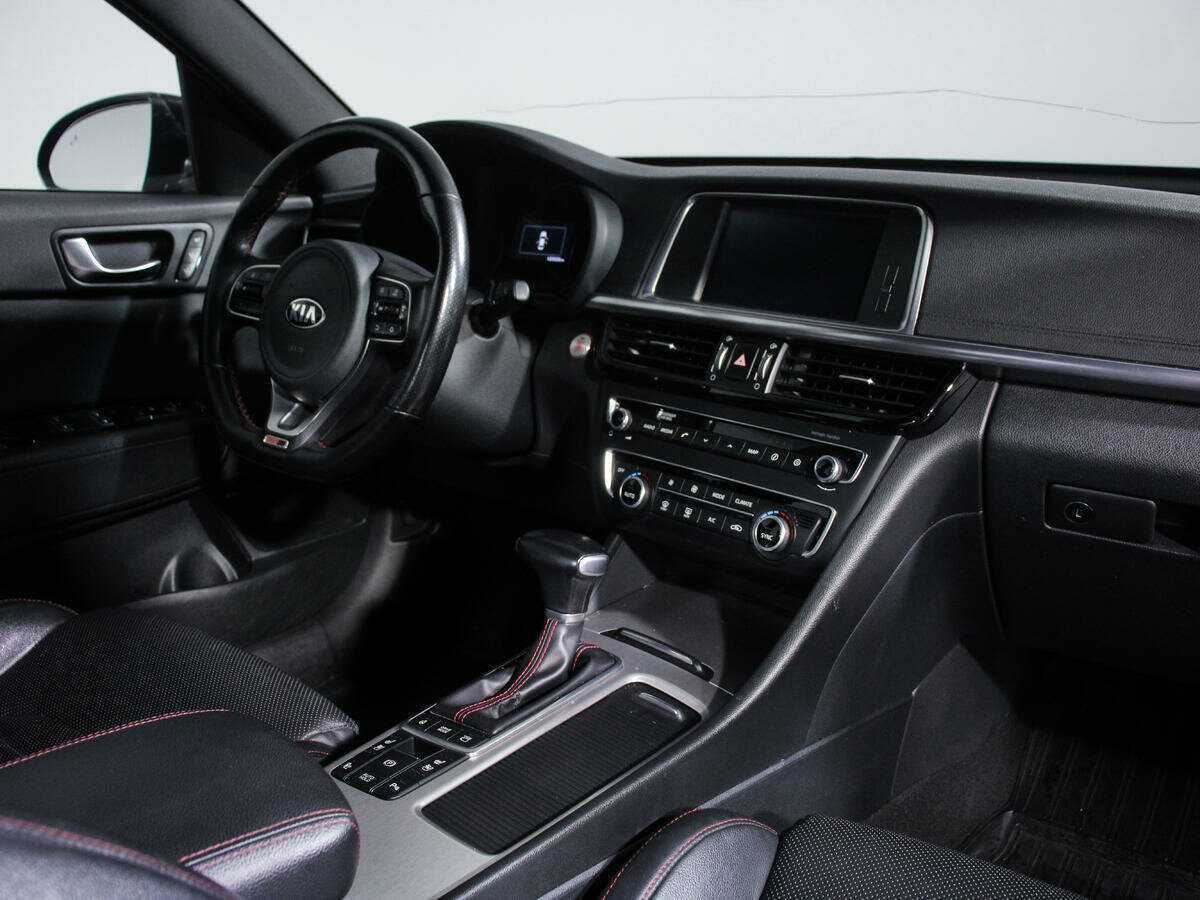 Kia Optima с пробегом — 2017 год. Фото: #7