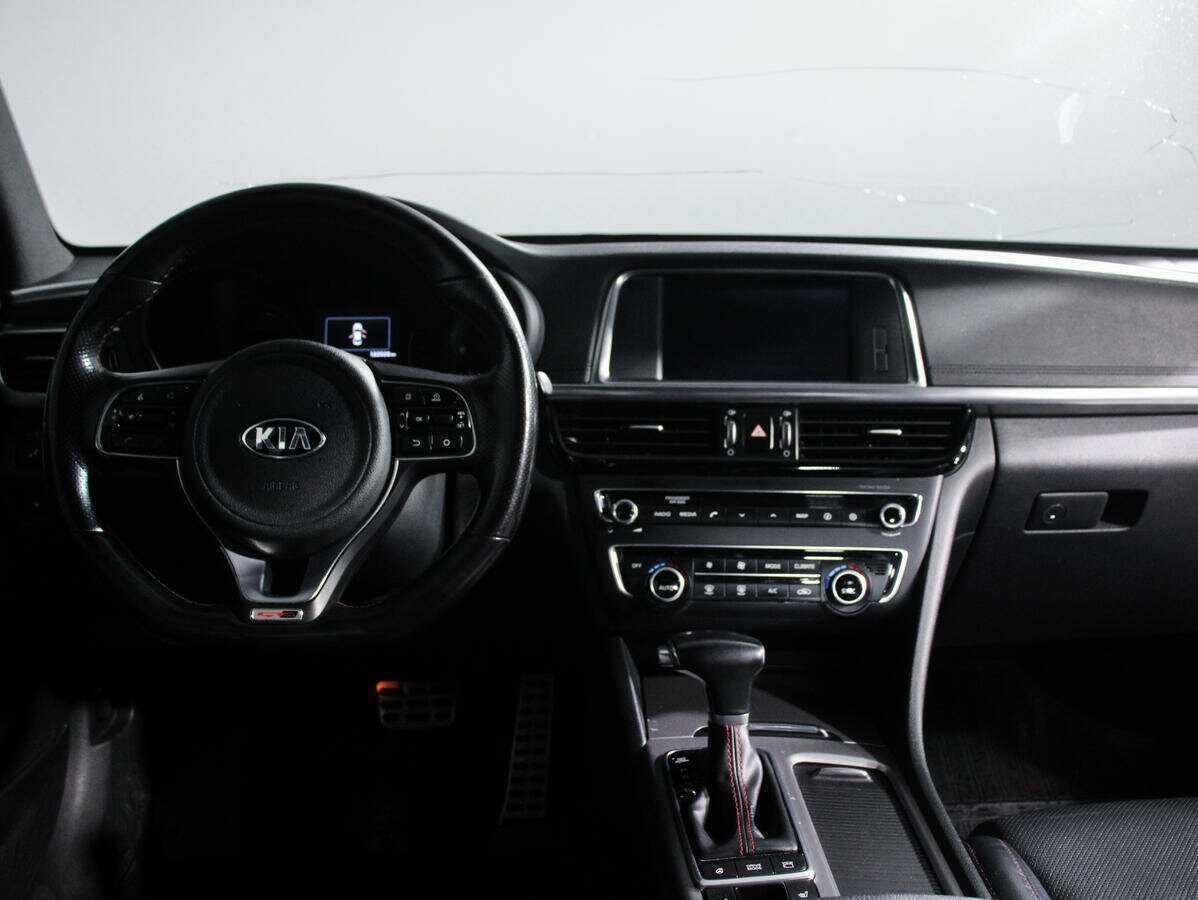 Kia Optima с пробегом — 2017 год. Фото: #10