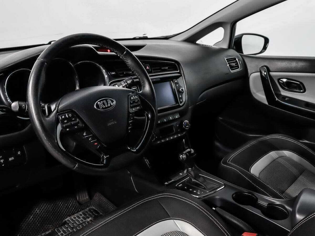 Kia Ceed с пробегом — 2017 год. Фото: #8