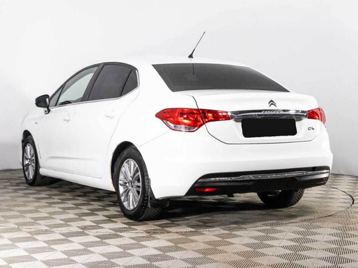 Citroen C4 с пробегом — 2013 год. Фото: #6