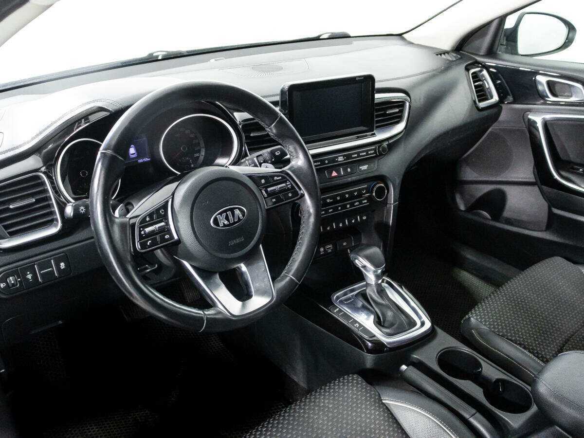 Kia Ceed с пробегом — 2019 год. Фото: #10