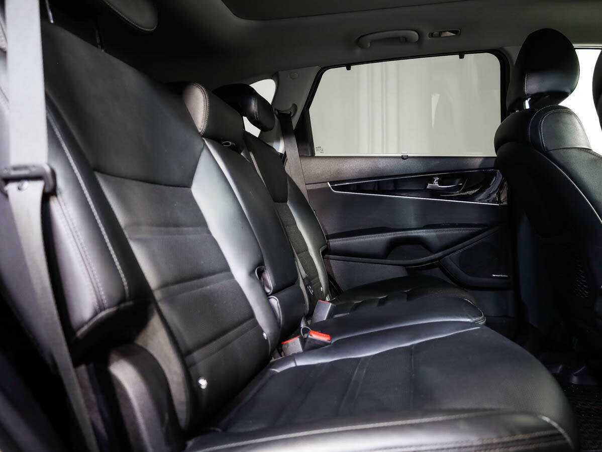 Kia Sorento с пробегом — 2018 год. Фото: #11