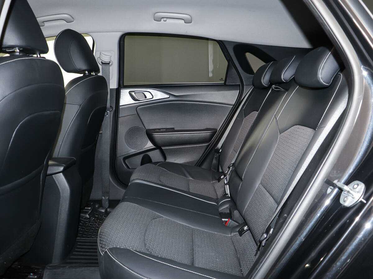 Kia Ceed с пробегом — 2018 год. Фото: #8