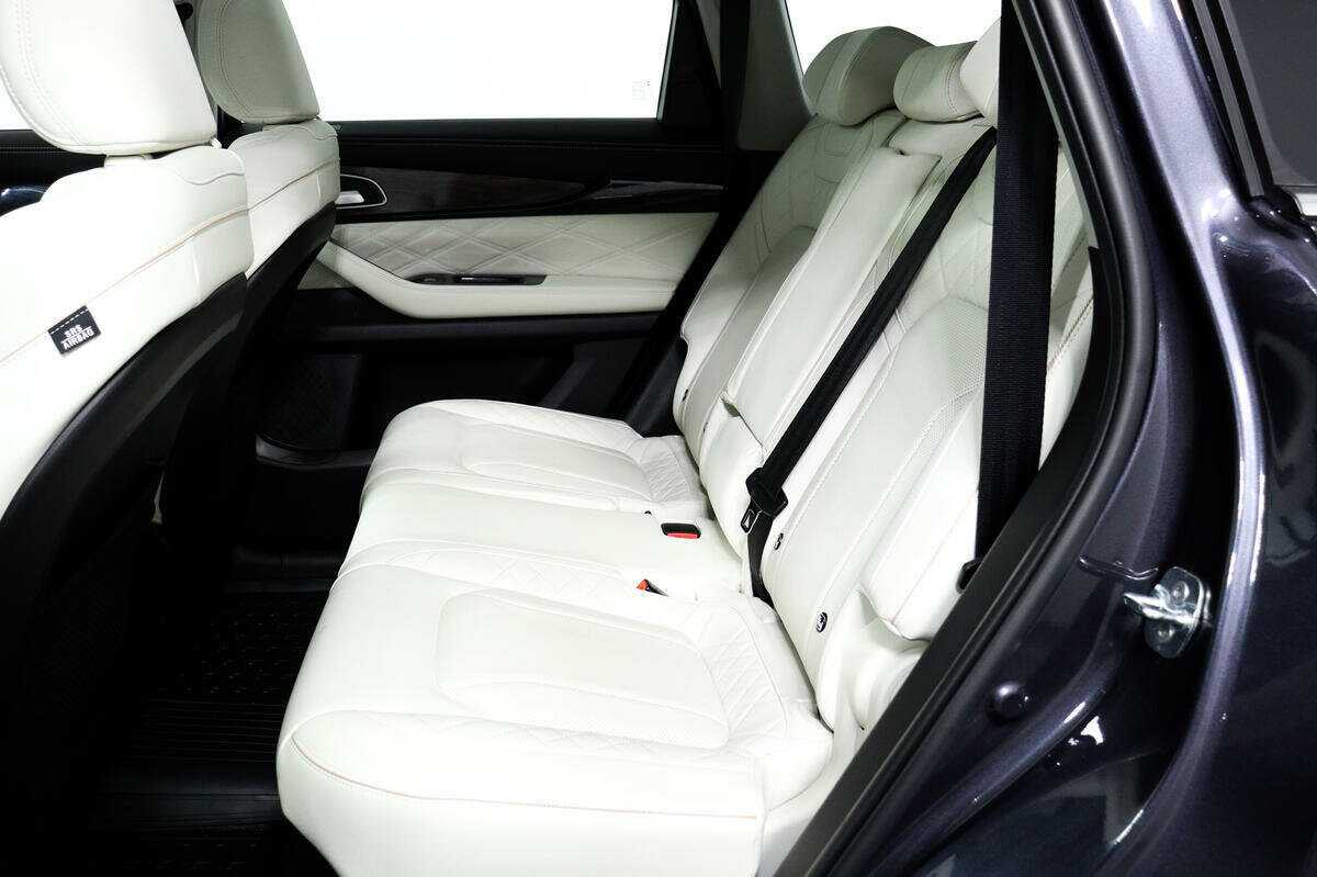 EXEED VX с пробегом — 2022 год. Фото: #11