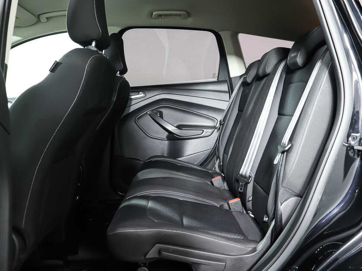 Ford Kuga с пробегом — 2017 год. Фото: #9