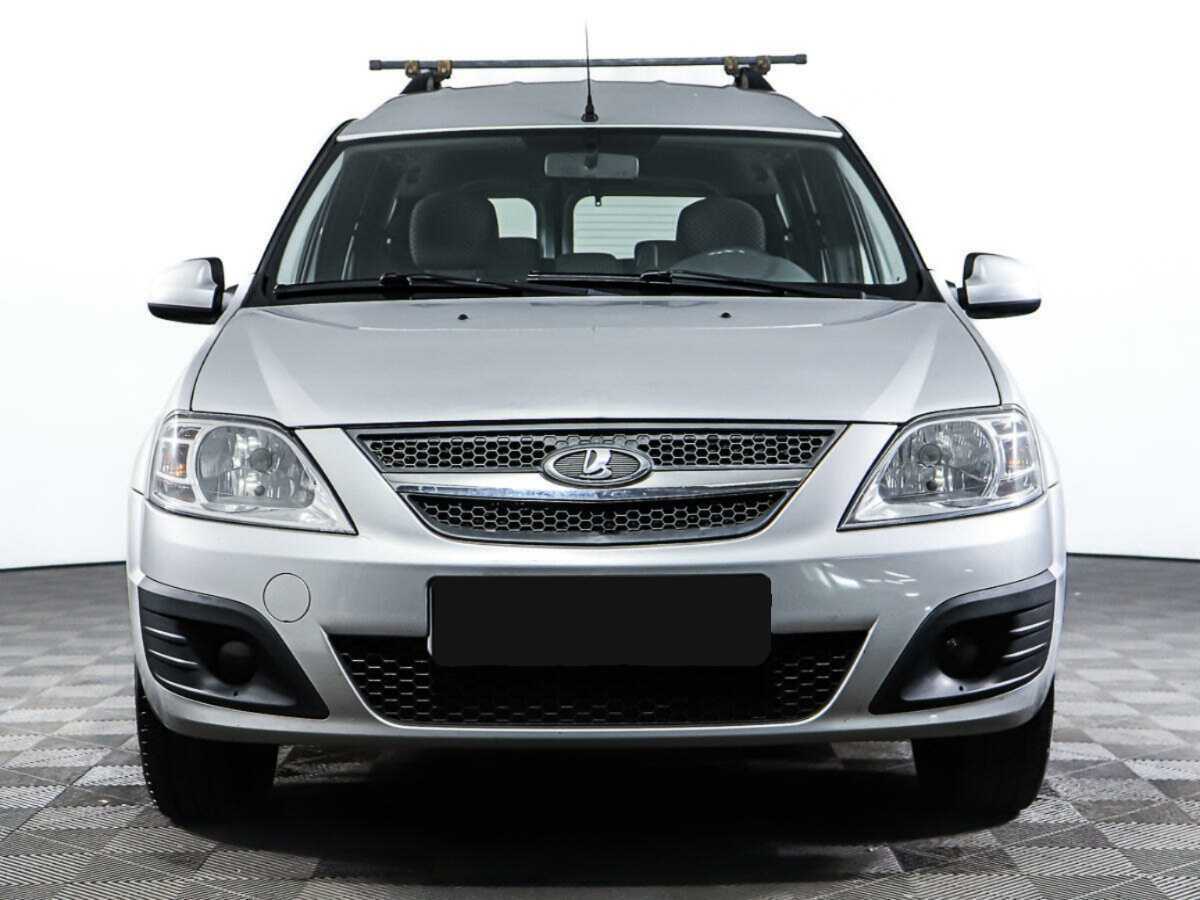 Lada (ВАЗ) Largus с пробегом — 2015 год. Фото: #1