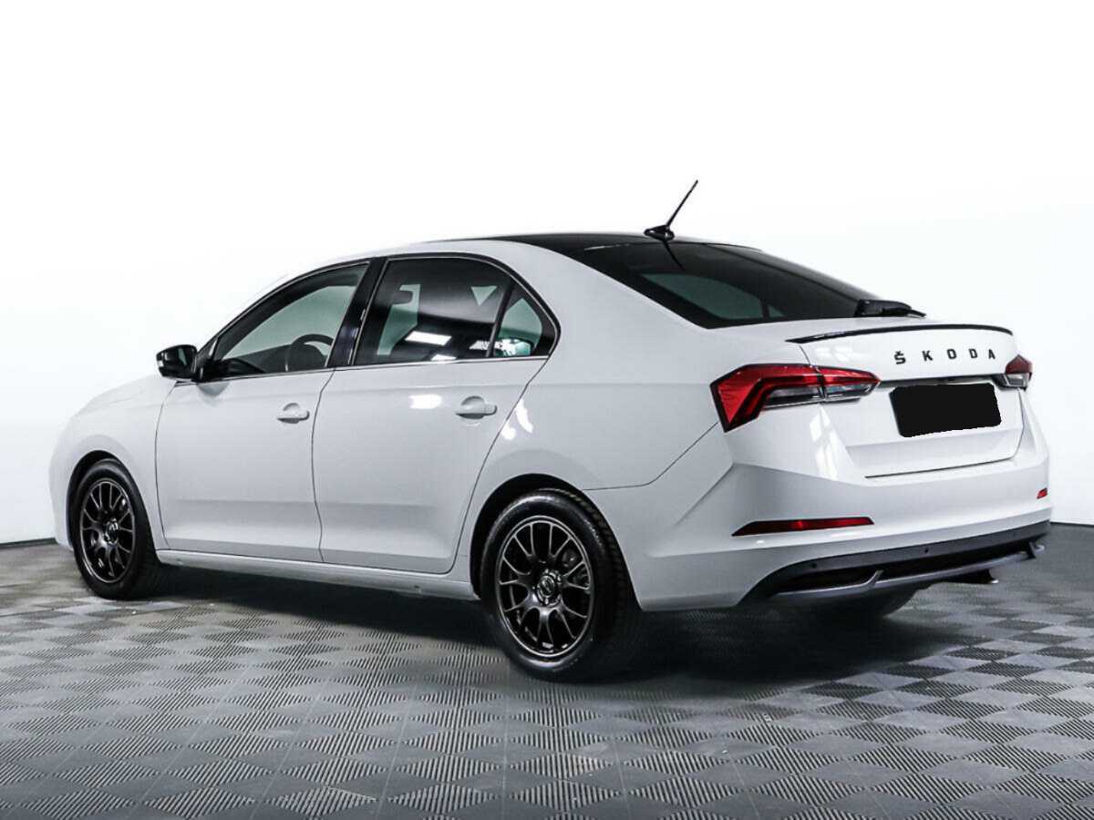 Skoda Rapid с пробегом — 2021 год. Фото: #6