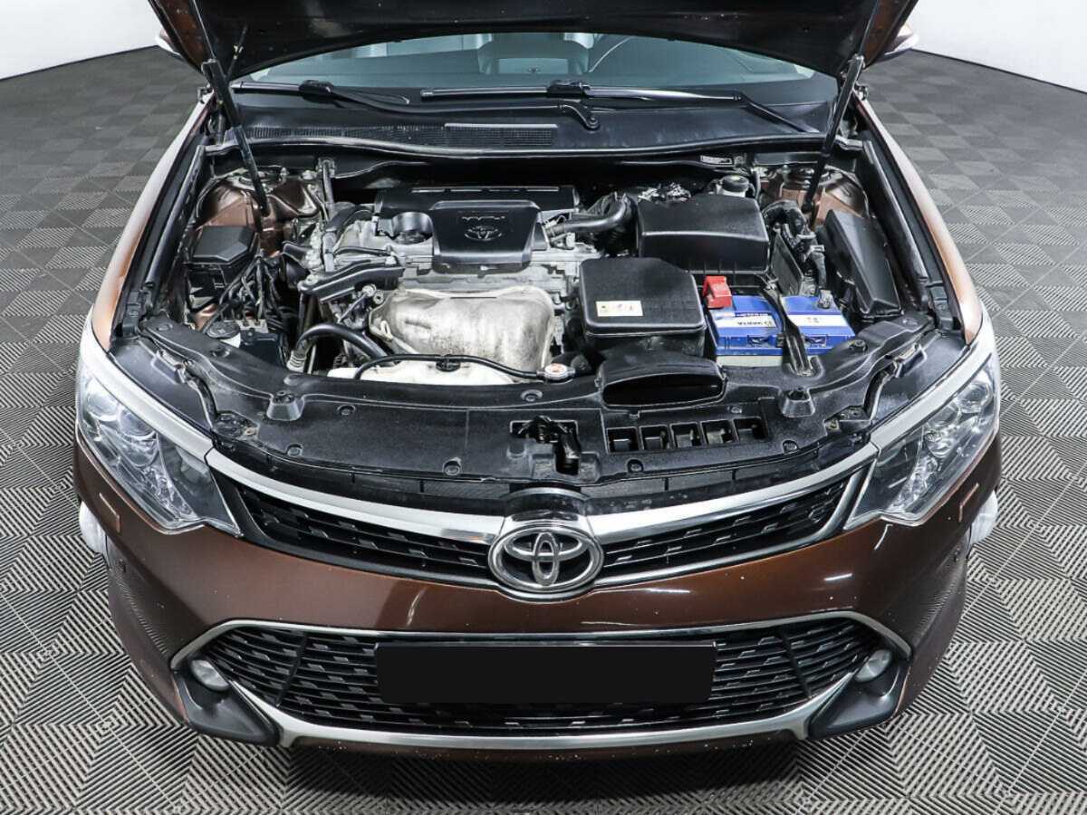 Toyota Camry с пробегом — 2017 год. Фото: #8