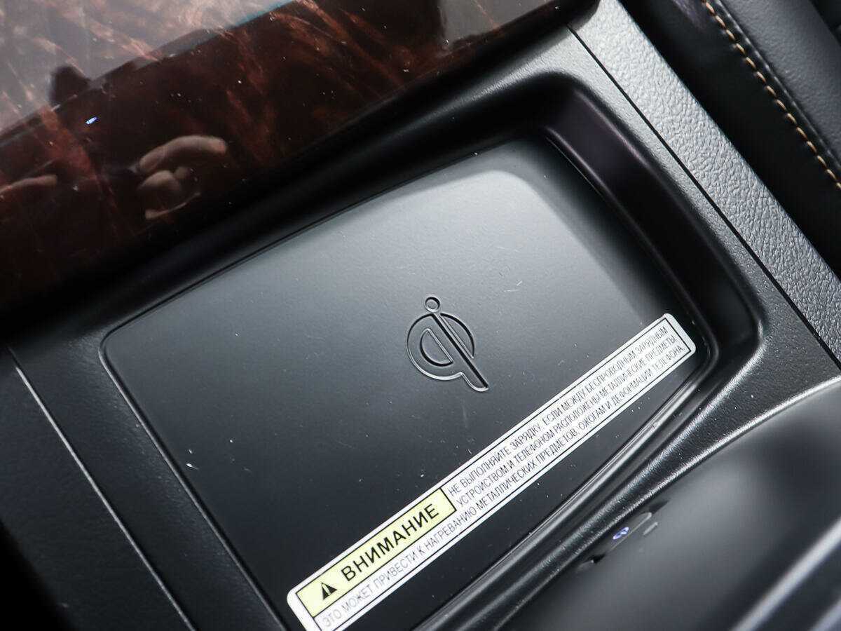 Toyota Camry с пробегом — 2017 год. Фото: #22