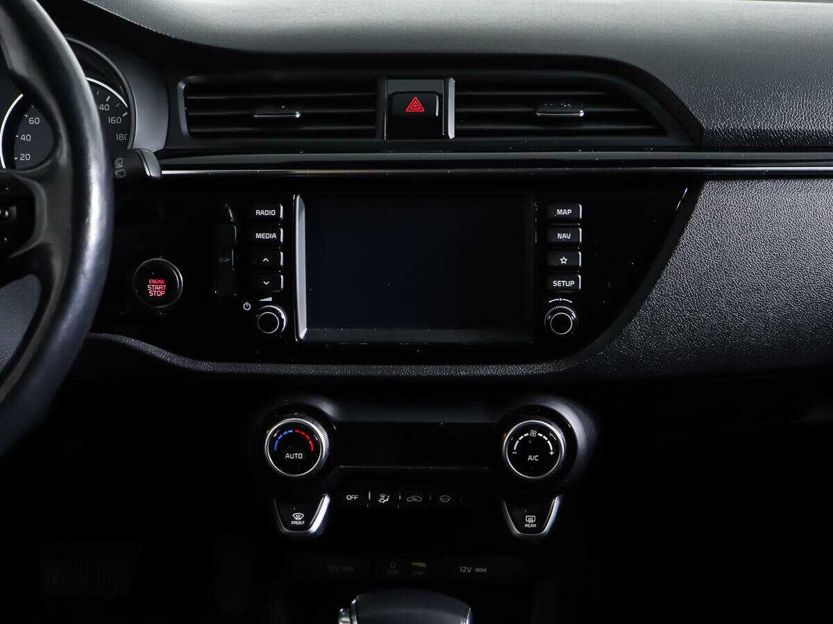 Kia Rio с пробегом — 2018 год. Фото: #11