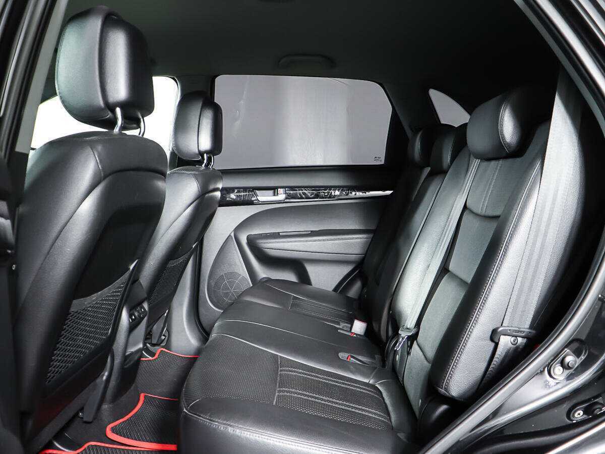 Kia Sorento с пробегом — 2018 год. Фото: #9