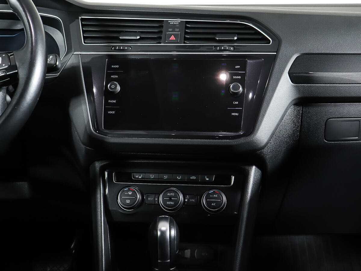 Volkswagen Tiguan с пробегом — 2018 год. Фото: #11