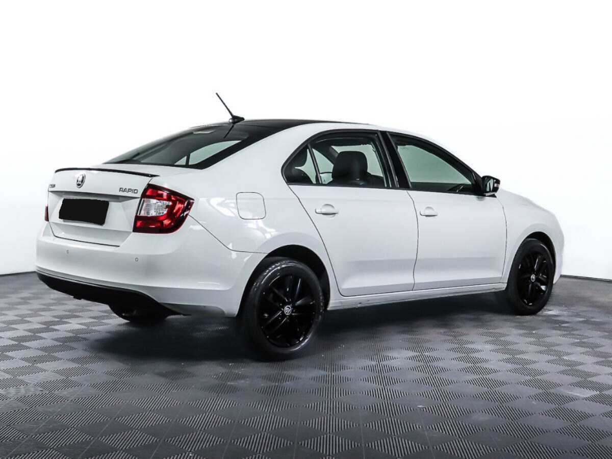 Skoda Rapid с пробегом — 2019 год. Фото: #4