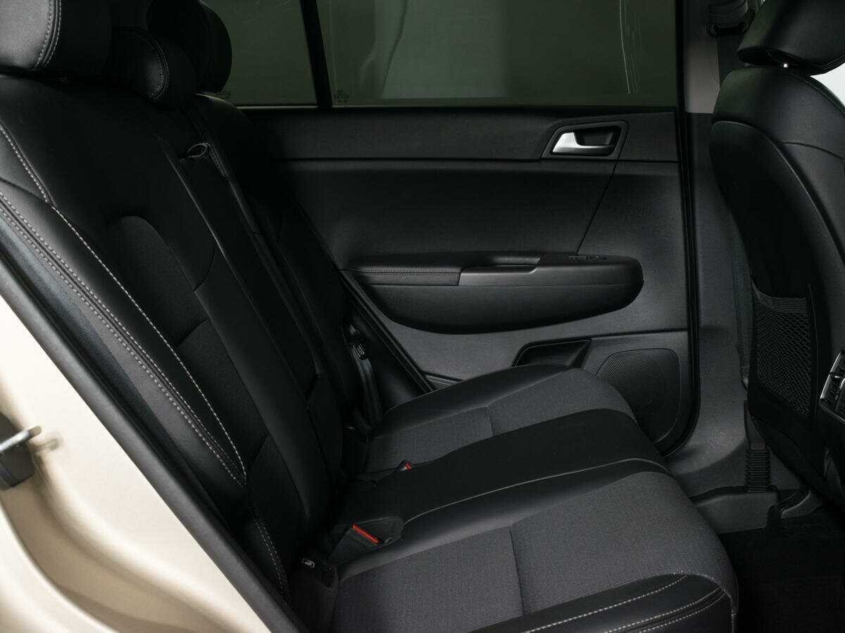 Kia Sportage с пробегом — 2017 год. Фото: #10