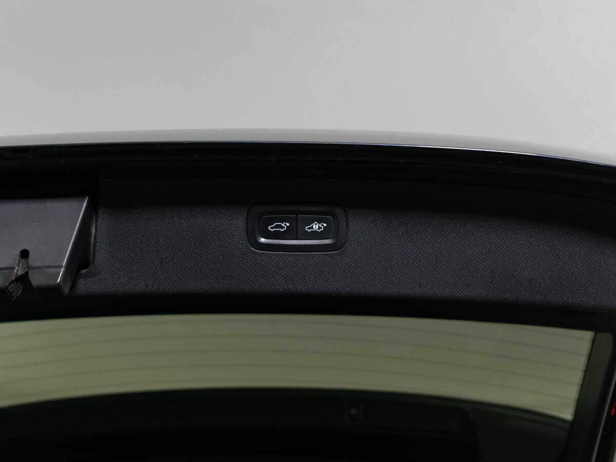 Volvo XC90 с пробегом — 2016 год. Фото: #9