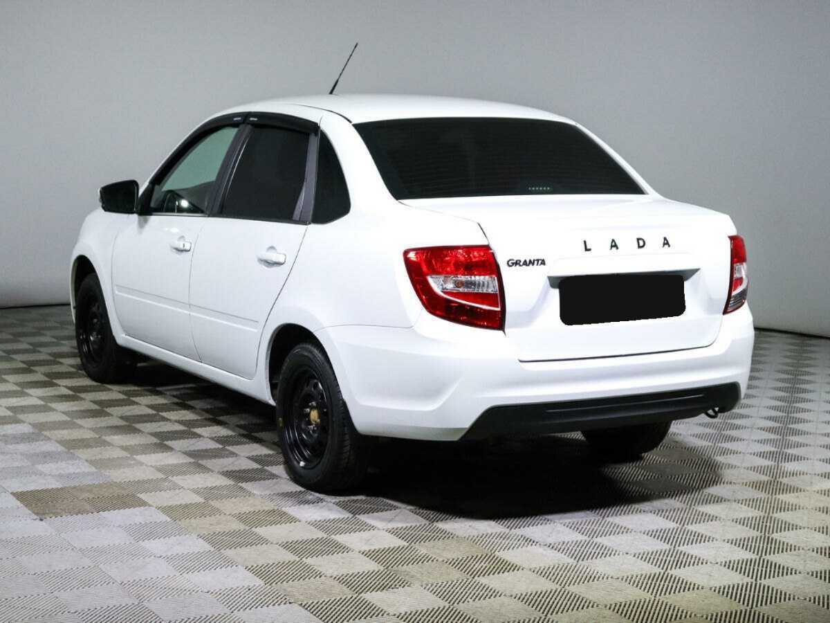 Lada (ВАЗ) Granta с пробегом — 2023 год. Фото: #5