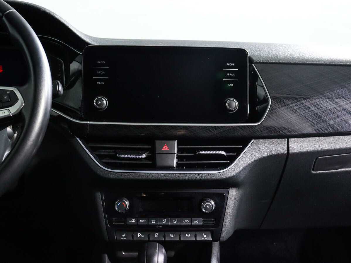 Volkswagen Polo с пробегом — 2020 год. Фото: #12