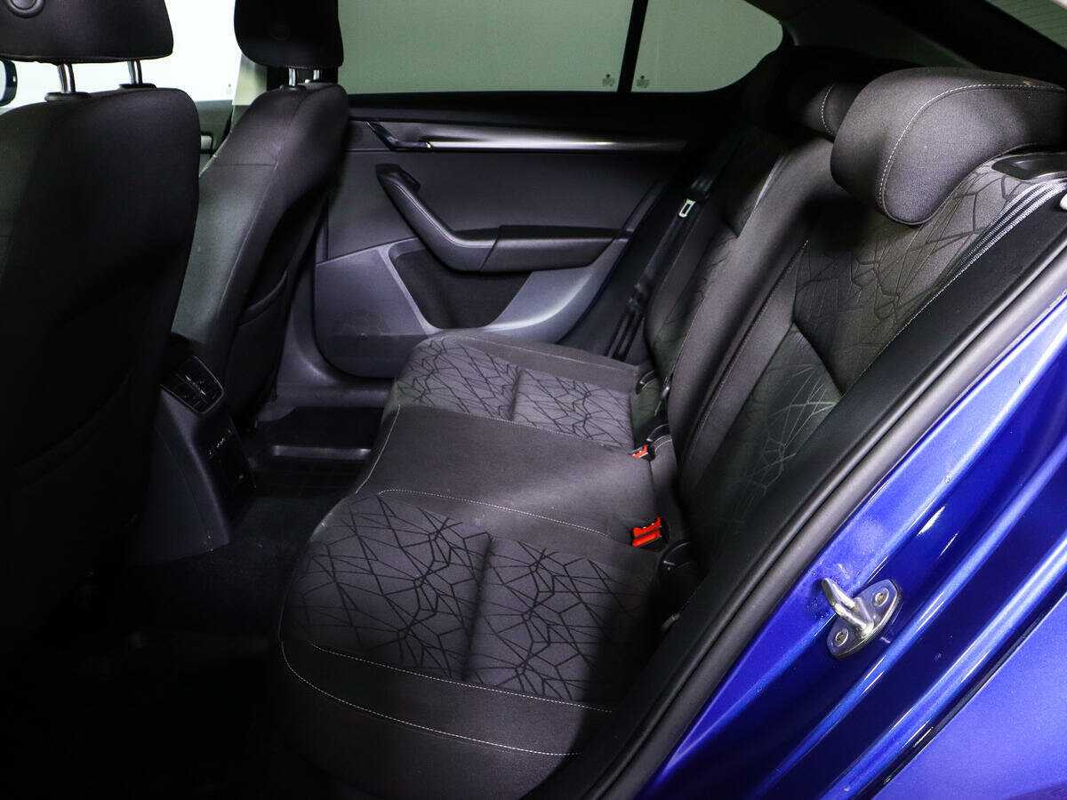 Skoda Octavia с пробегом — 2020 год. Фото: #9