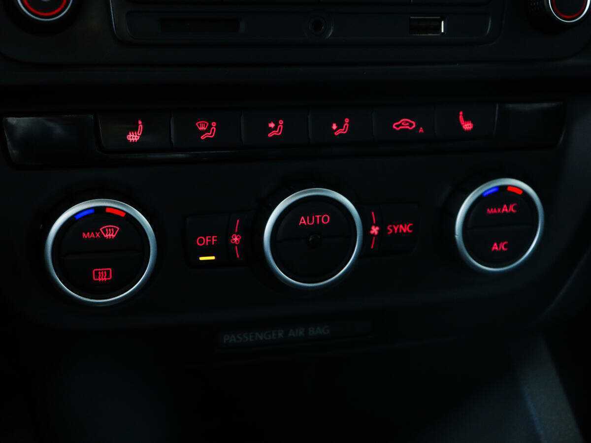 Volkswagen Jetta с пробегом — 2014 год. Фото: #14