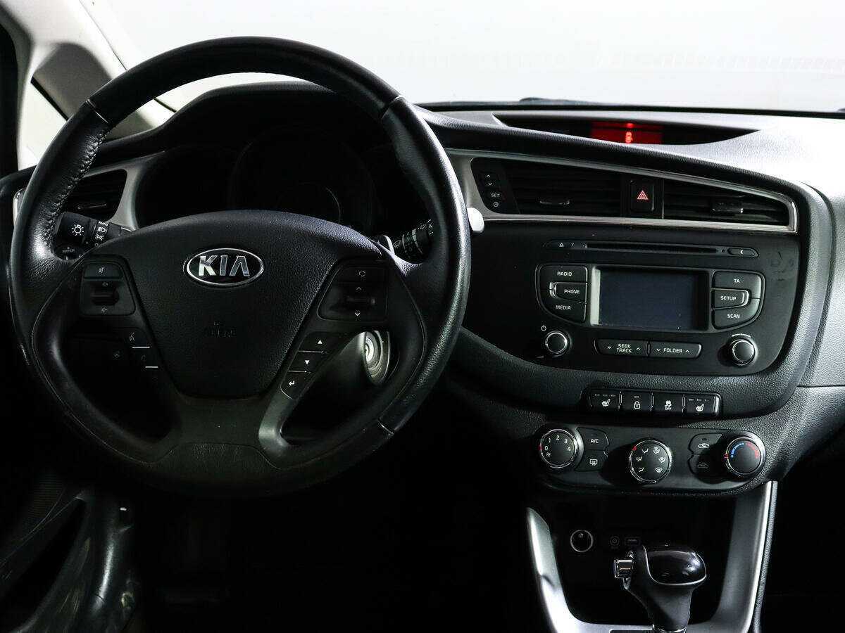 Kia Ceed с пробегом — 2016 год. Фото: #11