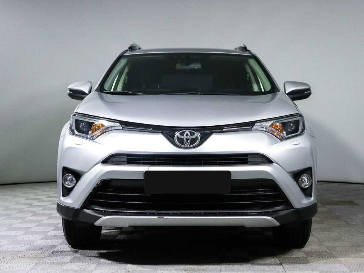 Toyota RAV4 с пробегом — 2016 год. Фото: #1