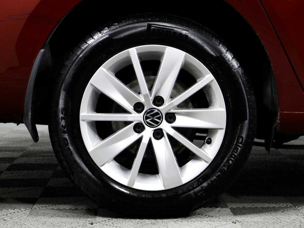 Volkswagen Polo с пробегом — 2020 год. Фото: #13