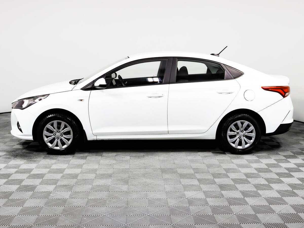 Hyundai Solaris с пробегом — 2020 год. Фото: #7