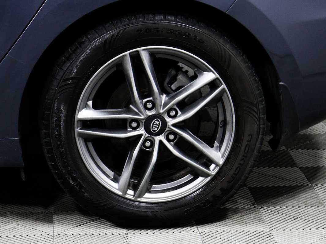 Kia Ceed с пробегом — 2015 год. Фото: #13