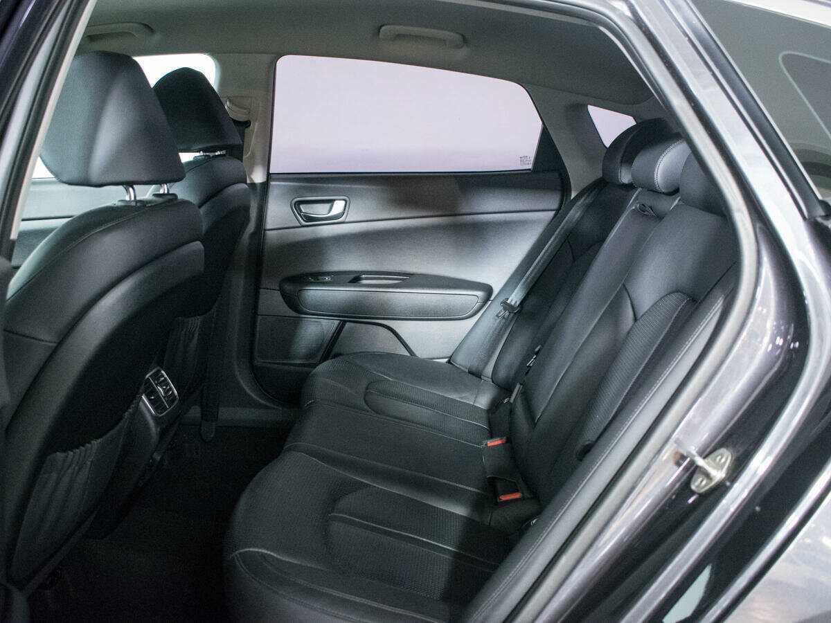 Kia Optima с пробегом — 2018 год. Фото: #9
