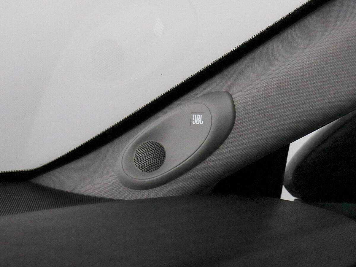 Toyota Camry с пробегом — 2020 год. Фото: #13