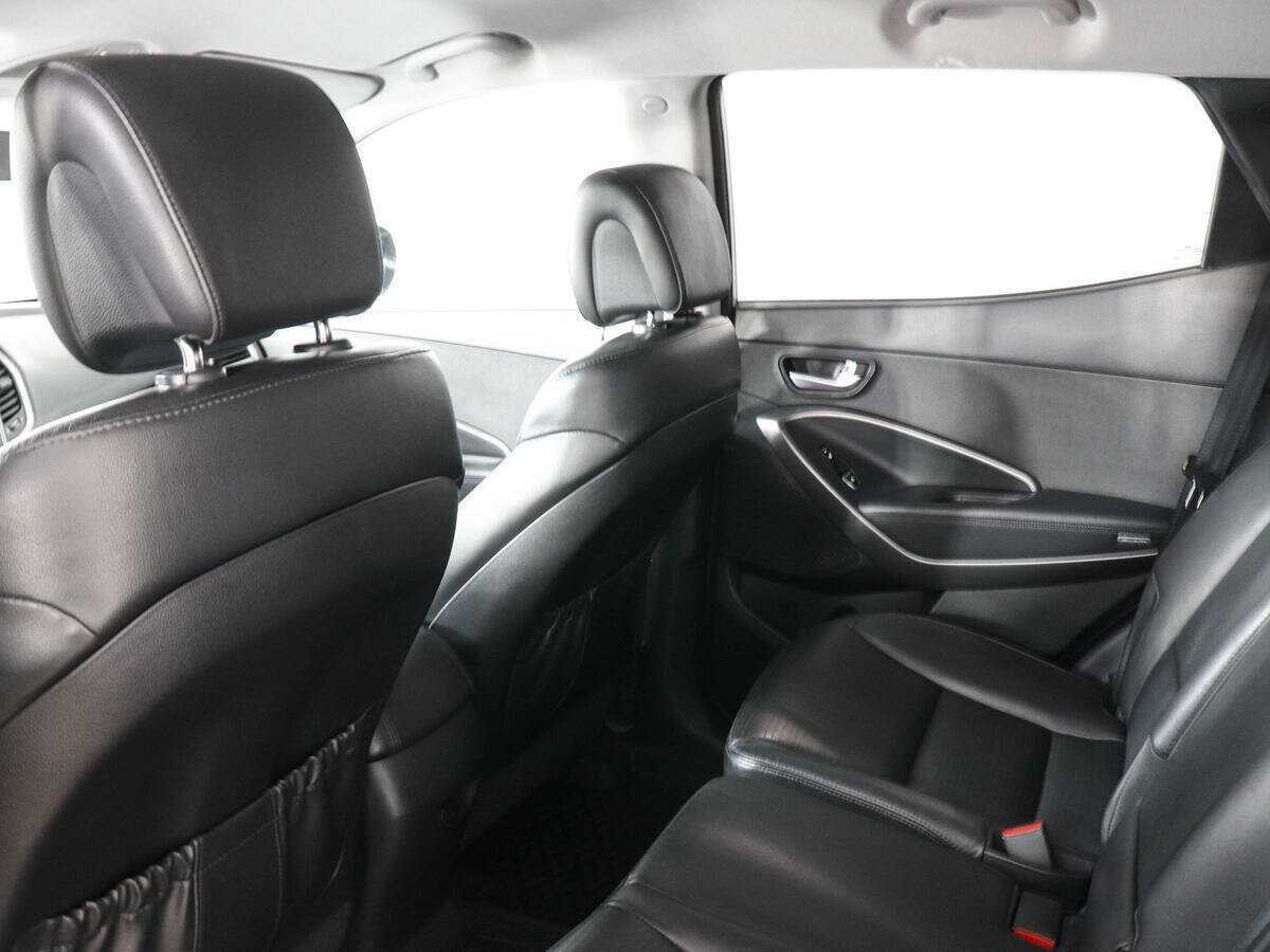 Hyundai Santa Fe с пробегом — 2013 год. Фото: #11