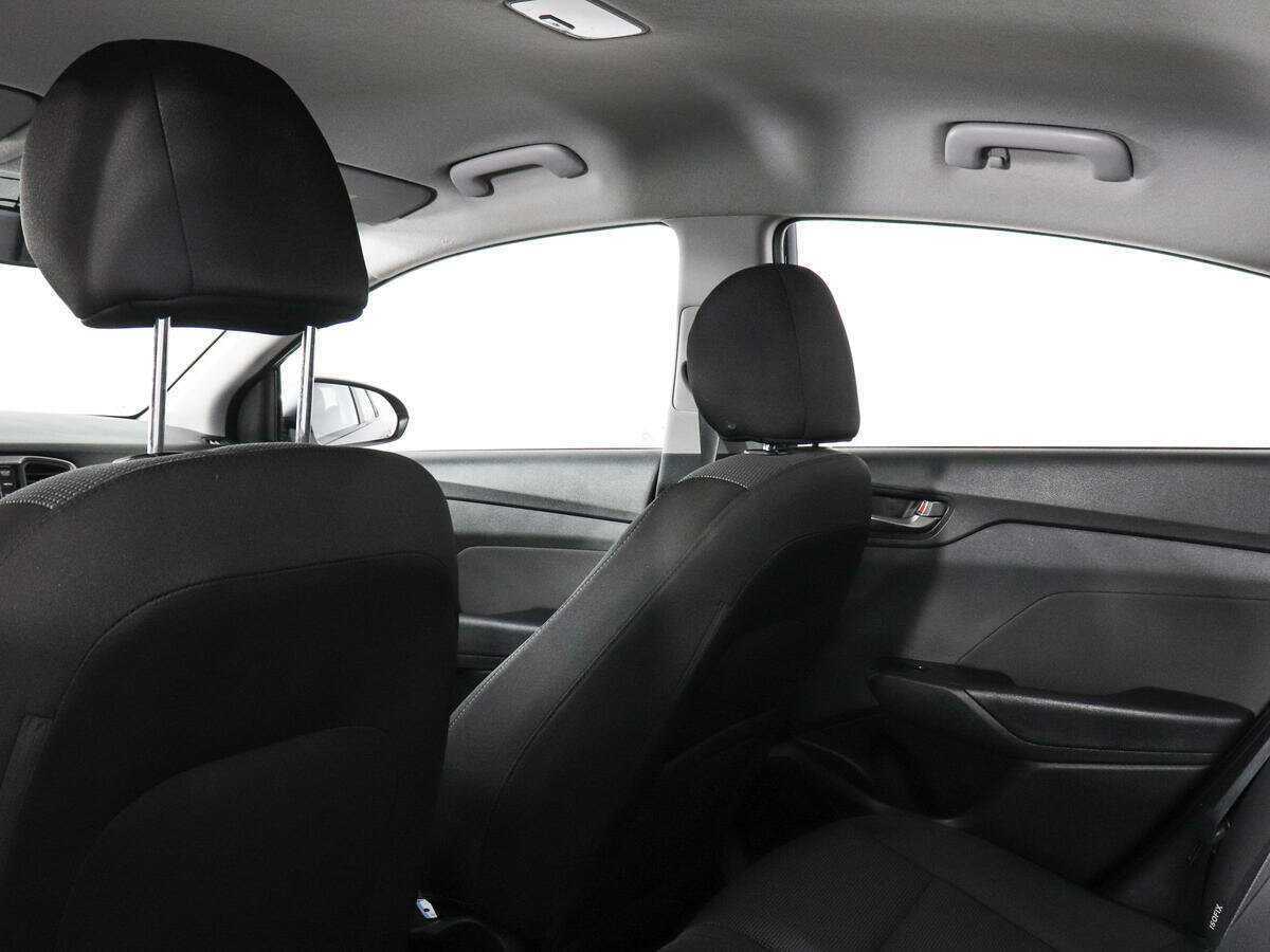 Hyundai Solaris с пробегом — 2018 год. Фото: #11