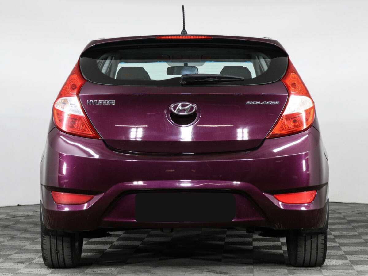 Hyundai Solaris с пробегом — 2014 год. Фото: #5