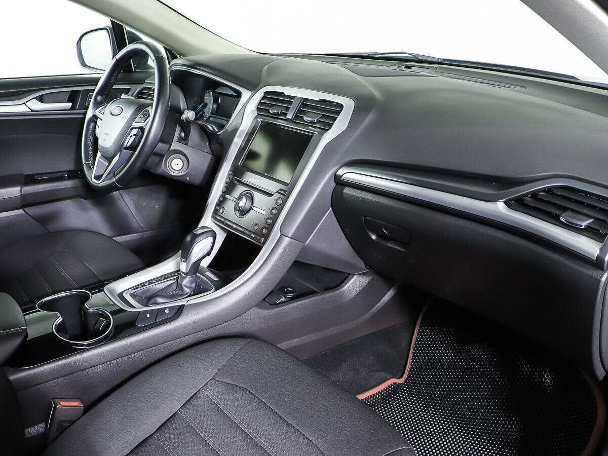 Ford Mondeo с пробегом — 2015 год. Фото: #8