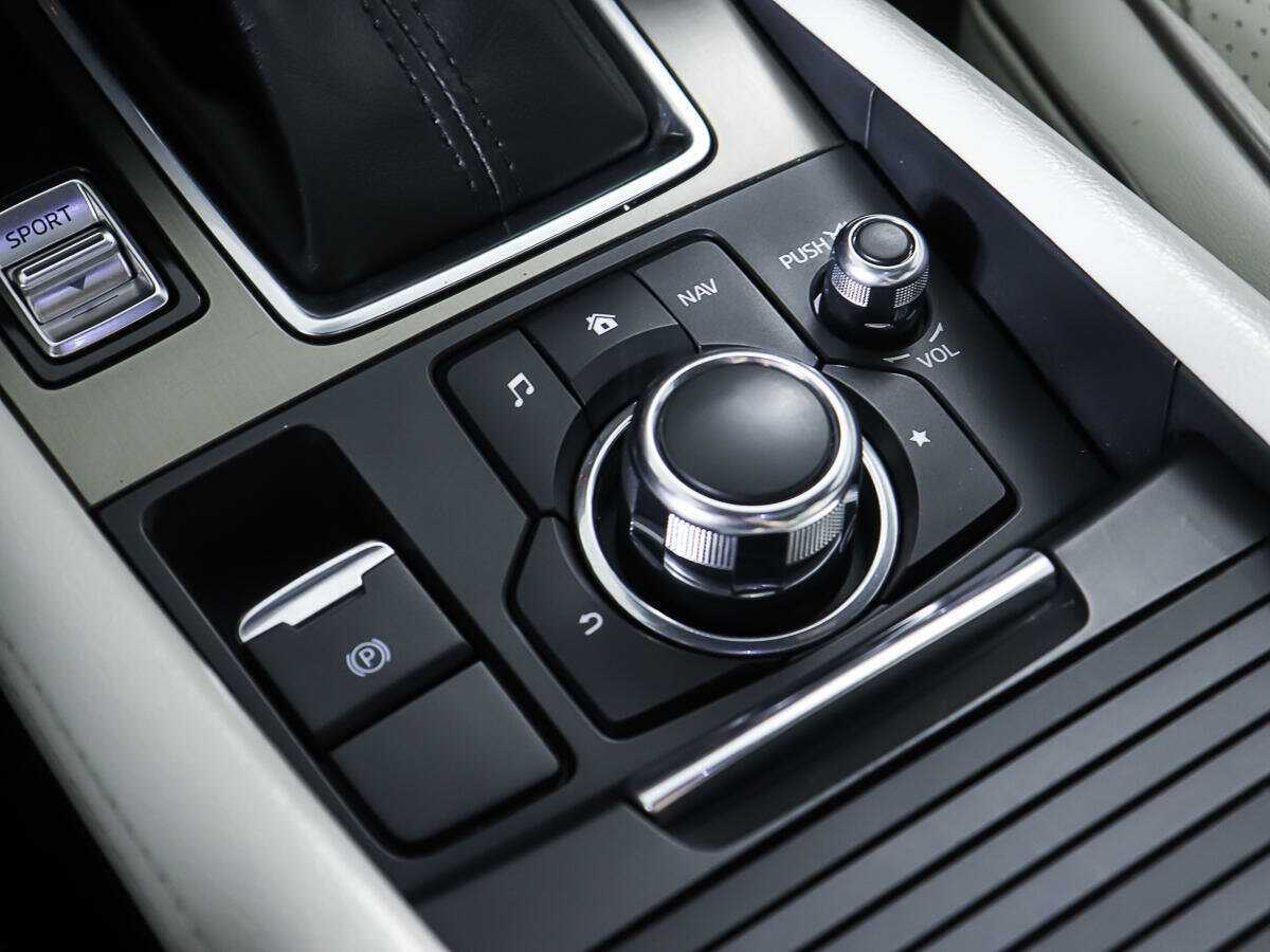 Mazda 6 с пробегом — 2016 год. Фото: #16