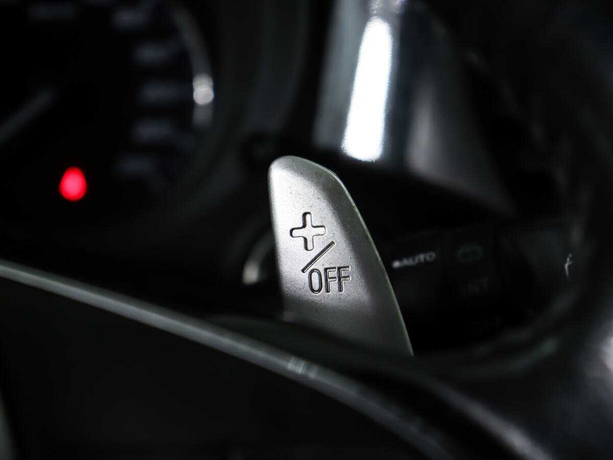 Mitsubishi Outlander с пробегом — 2015 год. Фото: #15