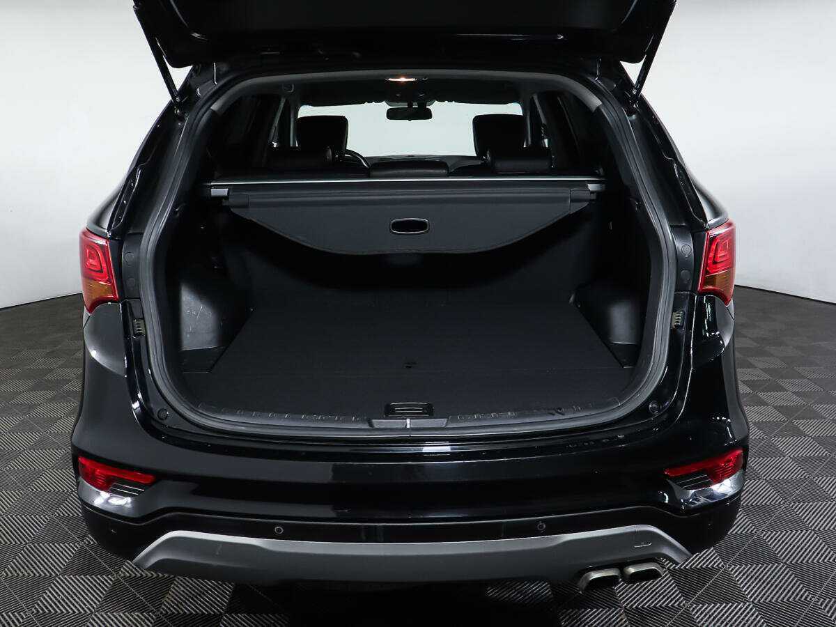 Hyundai Santa Fe с пробегом — 2016 год. Фото: #7