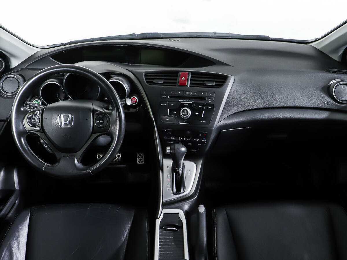 Honda Civic с пробегом — 2013 год. Фото: #10