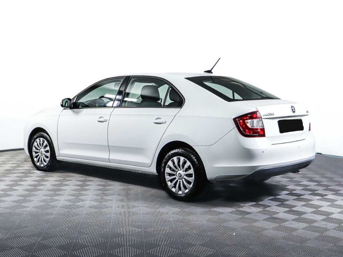 Skoda Rapid с пробегом — 2019 год. Фото: #5