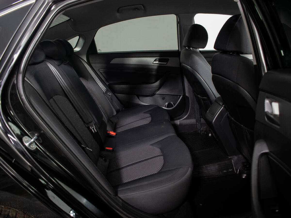 Hyundai Sonata с пробегом — 2018 год. Фото: #7