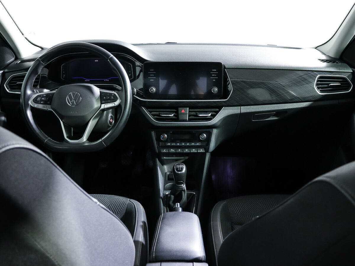 Volkswagen Polo с пробегом — 2020 год. Фото: #9