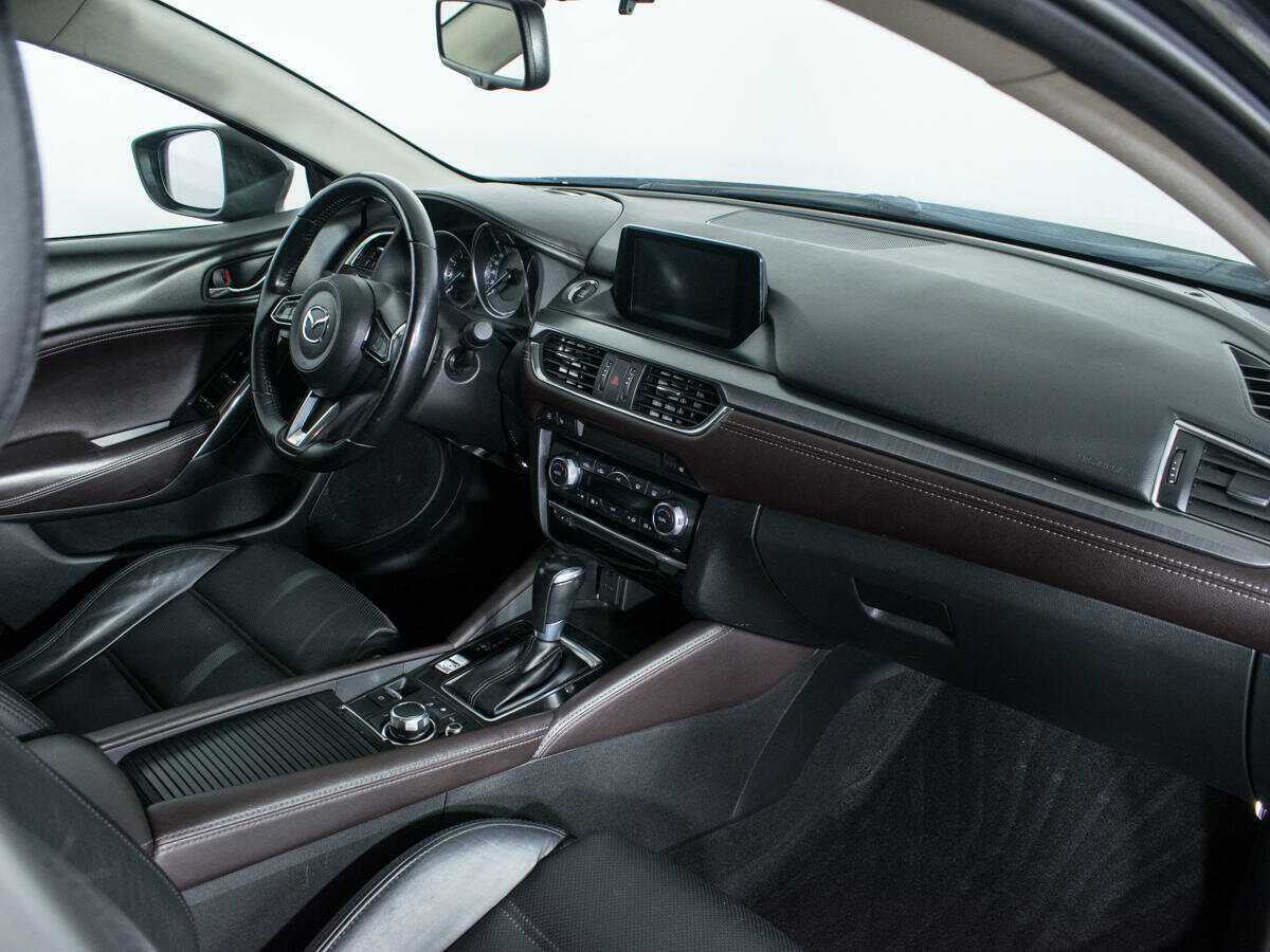 Mazda 6 с пробегом — 2018 год. Фото: #8