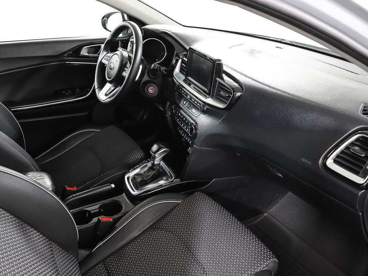 Kia Ceed с пробегом — 2018 год. Фото: #8