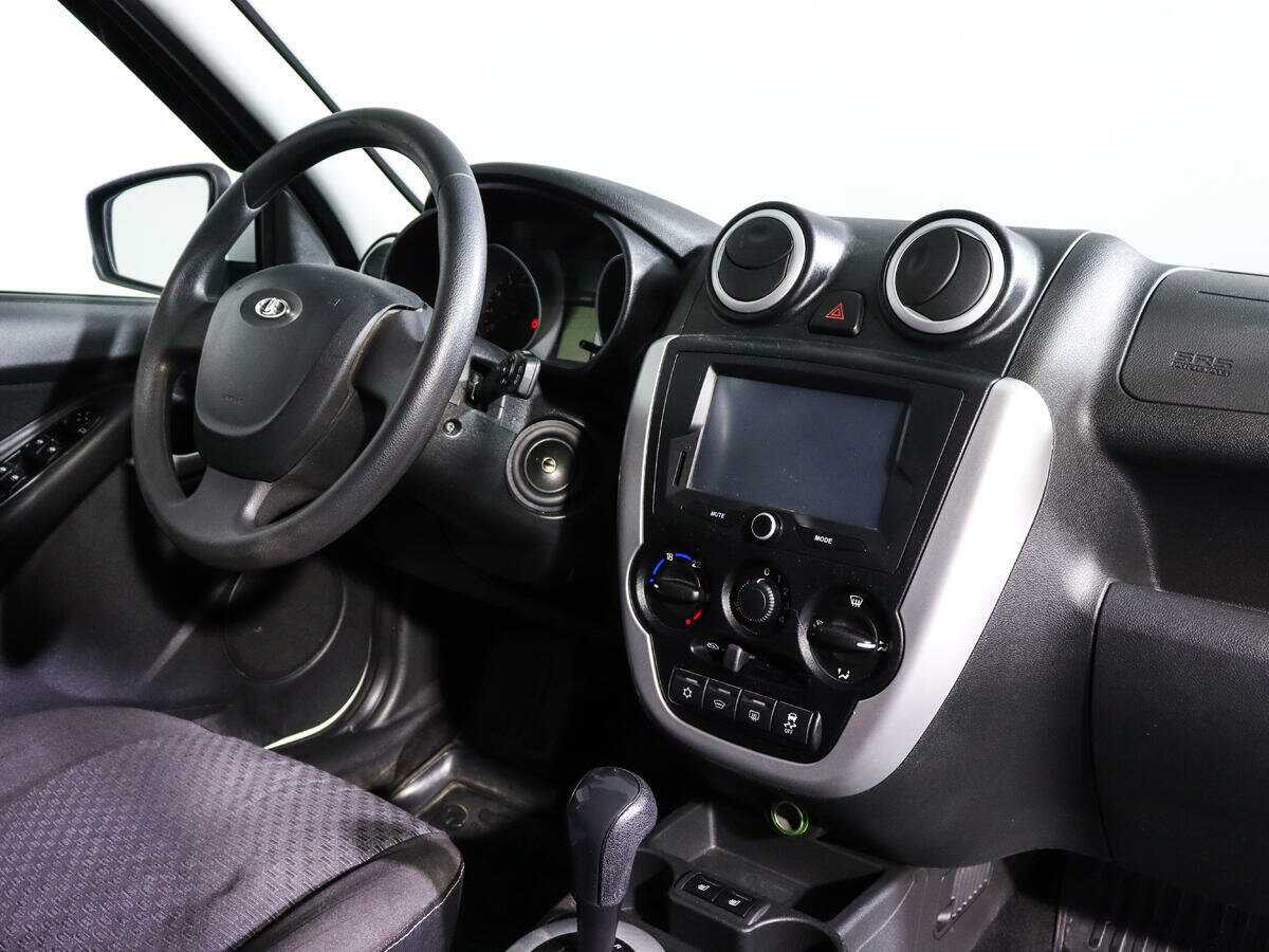 Lada (ВАЗ) Granta с пробегом — 2016 год. Фото: #6