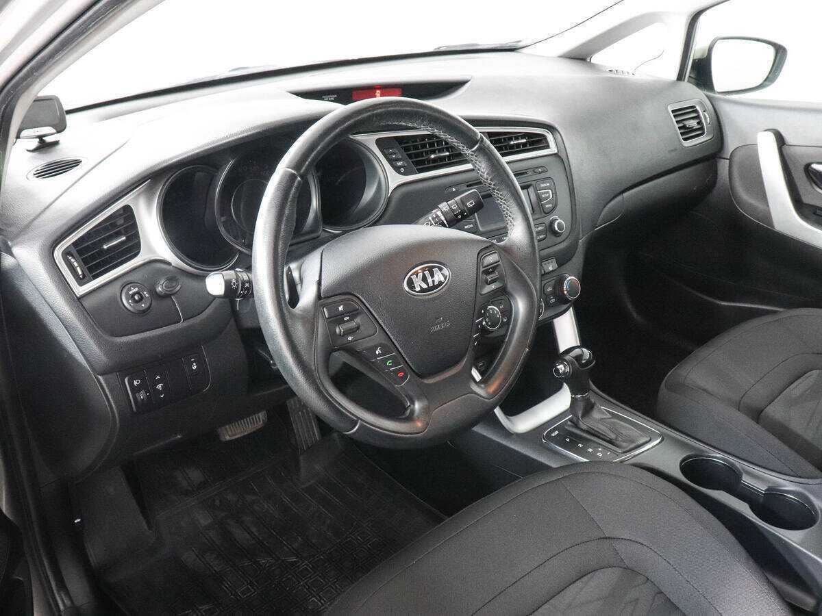 Kia Ceed с пробегом — 2016 год. Фото: #8