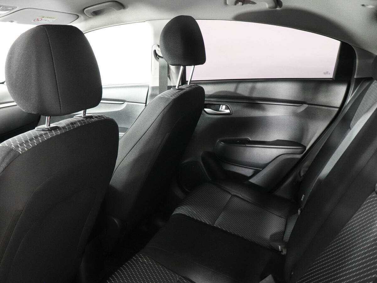 Kia Rio с пробегом — 2019 год. Фото: #11